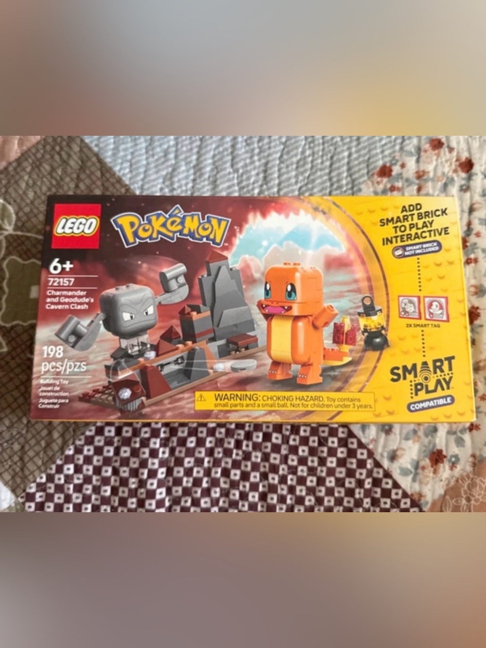 Lego Pokémon Charmander and Geodude Cavern Clash - Orange, Gray, Yellow
